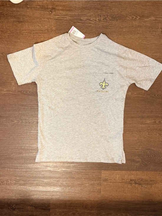 Team Apparel Other - NWT Team Apparel Gray Short Sleeve Tee New Orleans Saints sz Small 🏈⚜️